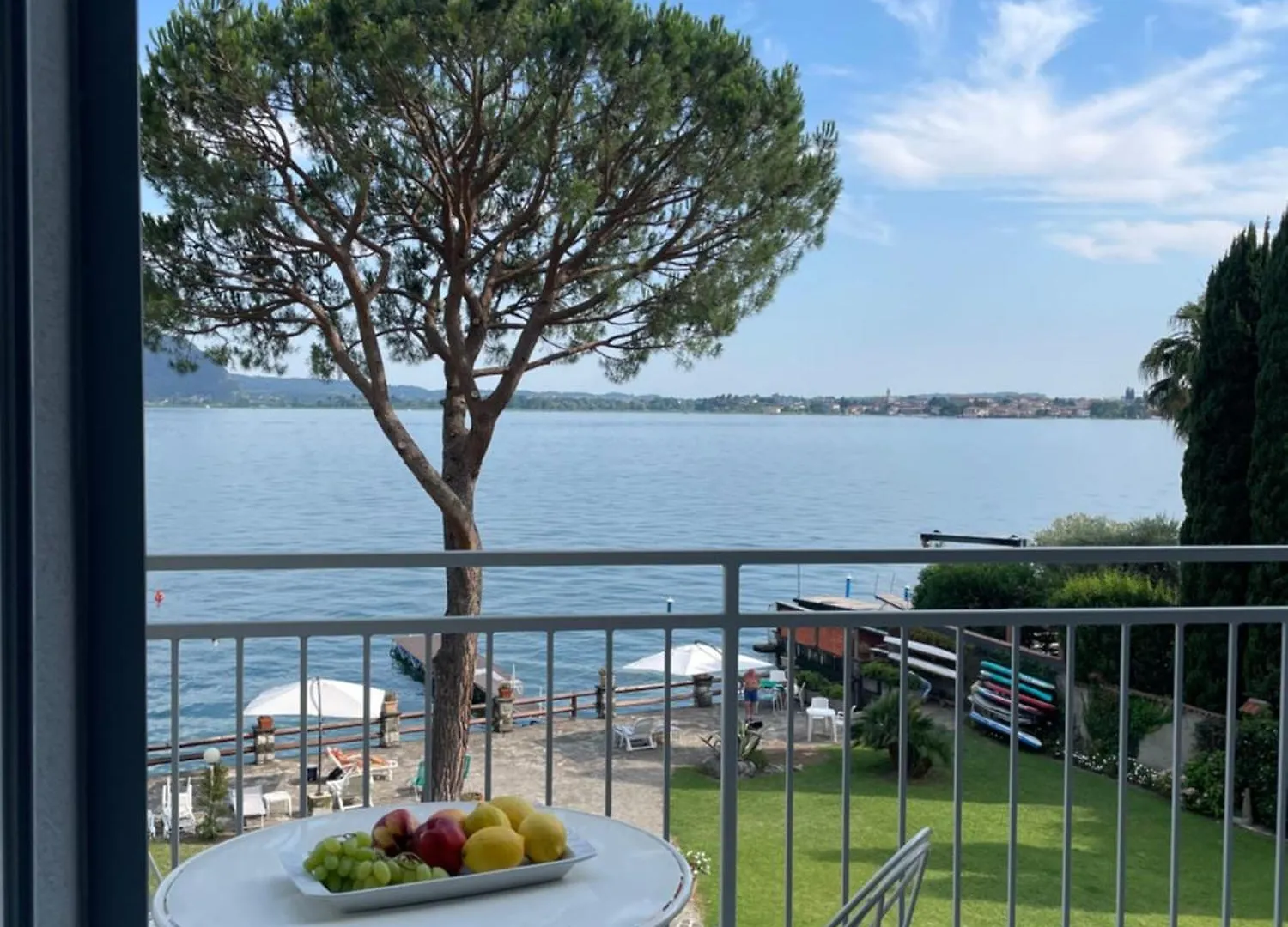 Riva Al Lago Predore 0*,  Italy