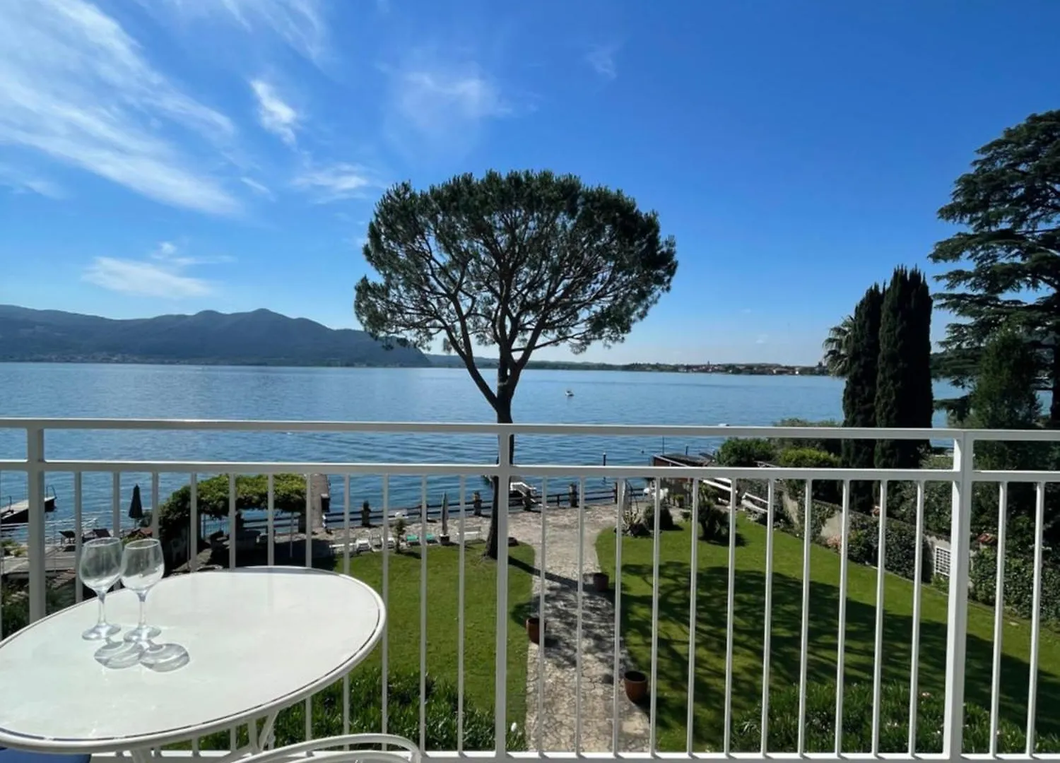 Riva Al Lago Predore